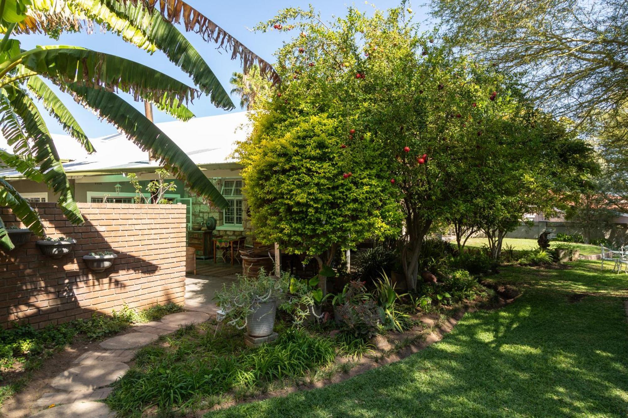 Hh 820 Accomodation Grootfontein エクステリア 写真