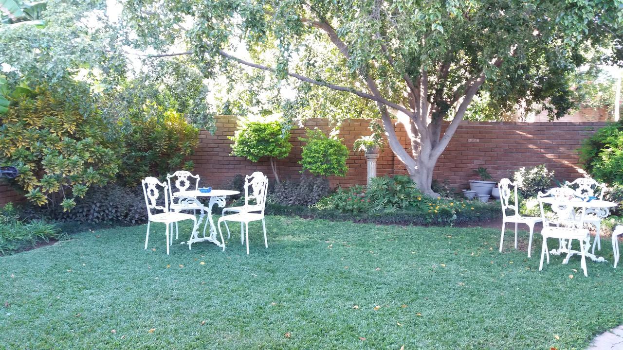 Hh 820 Accomodation Grootfontein エクステリア 写真